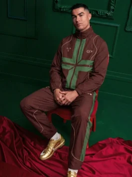 Maroon Nike x Cristiano Ronaldo One Last Dance Portugal Jacket made of lightweight polyester with a viscose lining.