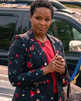 Queen Latifah Outfits