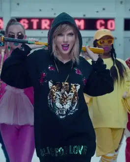 Taylor Swift Outfits