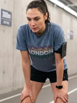 The Runner Gal Gadot London T-Shirt Look